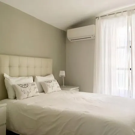 Apartment Luigo Girona