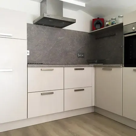 Apartment Luigo Girona